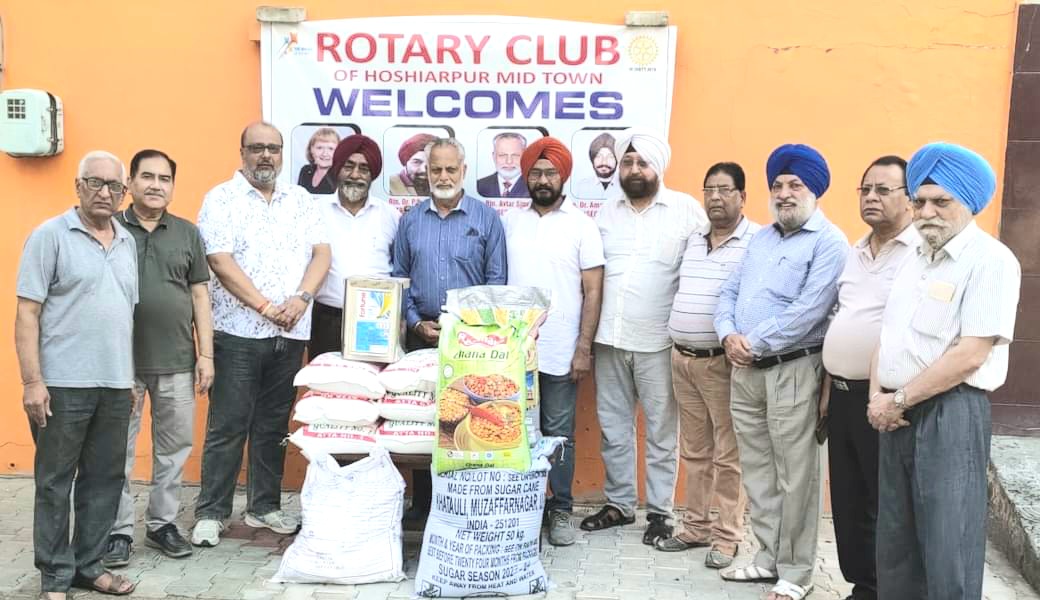 रोटरी क्लब होशियारपुर मिड टाउन द्वारा अन्नपूर्णा दिवस मनाया गया